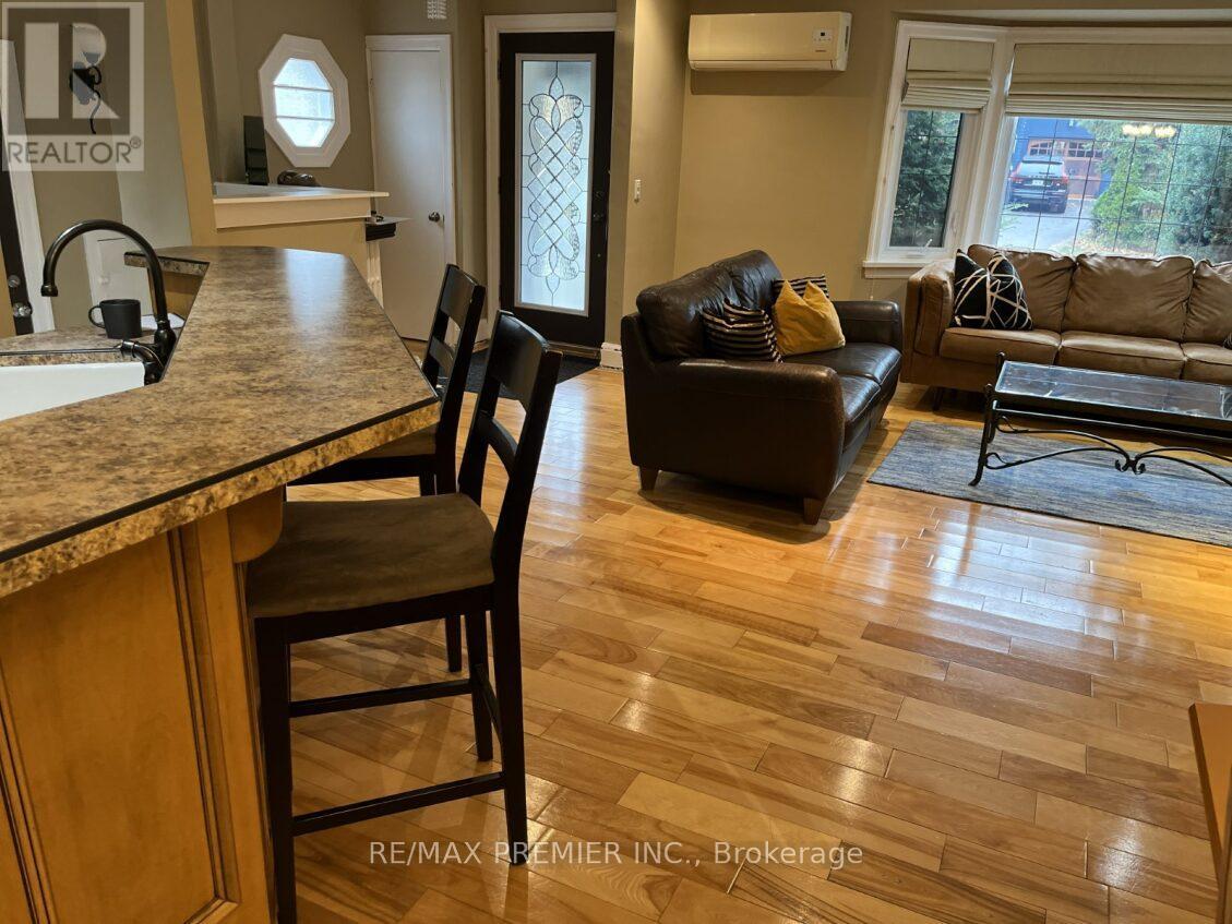 115 Raglan Street, Newmarket, Ontario  L3Y 4B2 - Photo 15 - N12677534