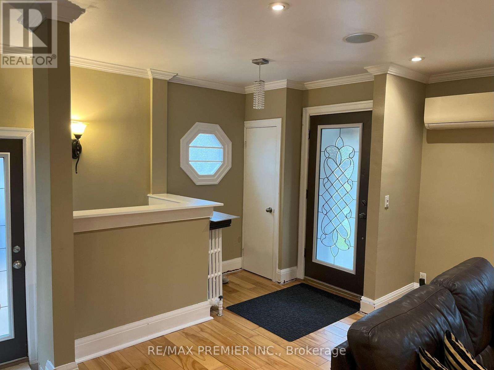 115 Raglan Street, Newmarket, Ontario  L3Y 4B2 - Photo 6 - N12677534