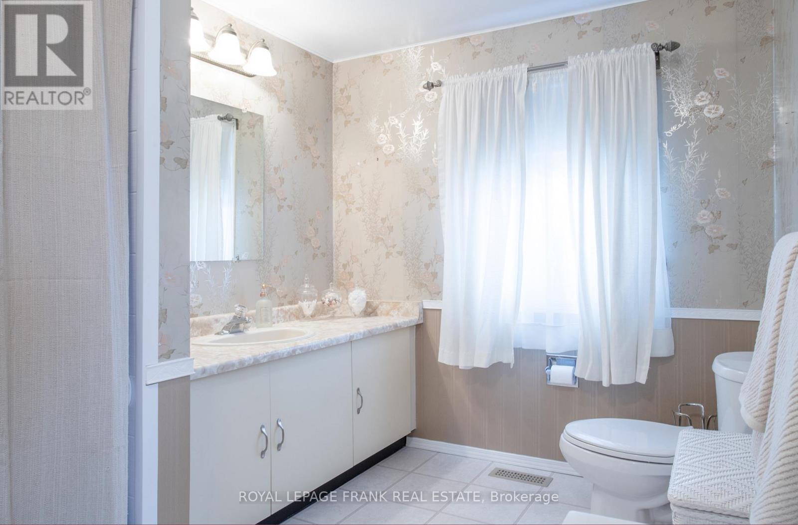 40 Longstaff Drive, Ajax, Ontario L1S 5H9 - Photo 19 - E12678660