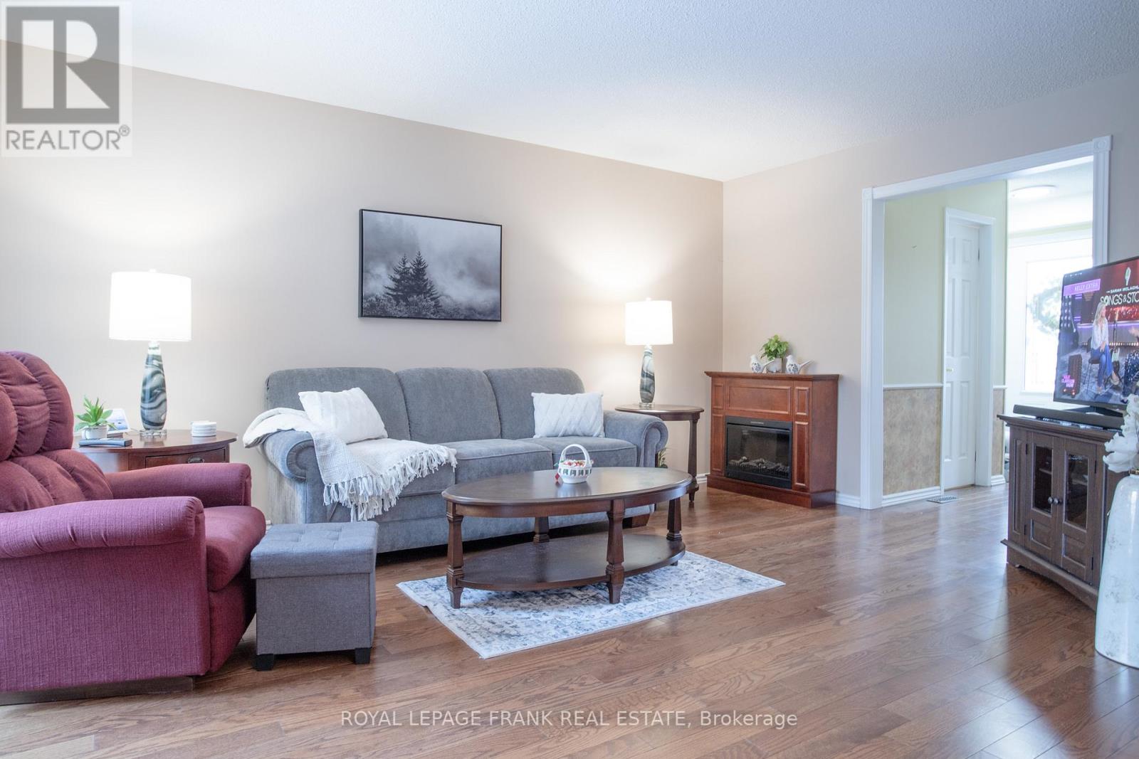 40 Longstaff Drive, Ajax, Ontario L1S 5H9 - Photo 5 - E12678660