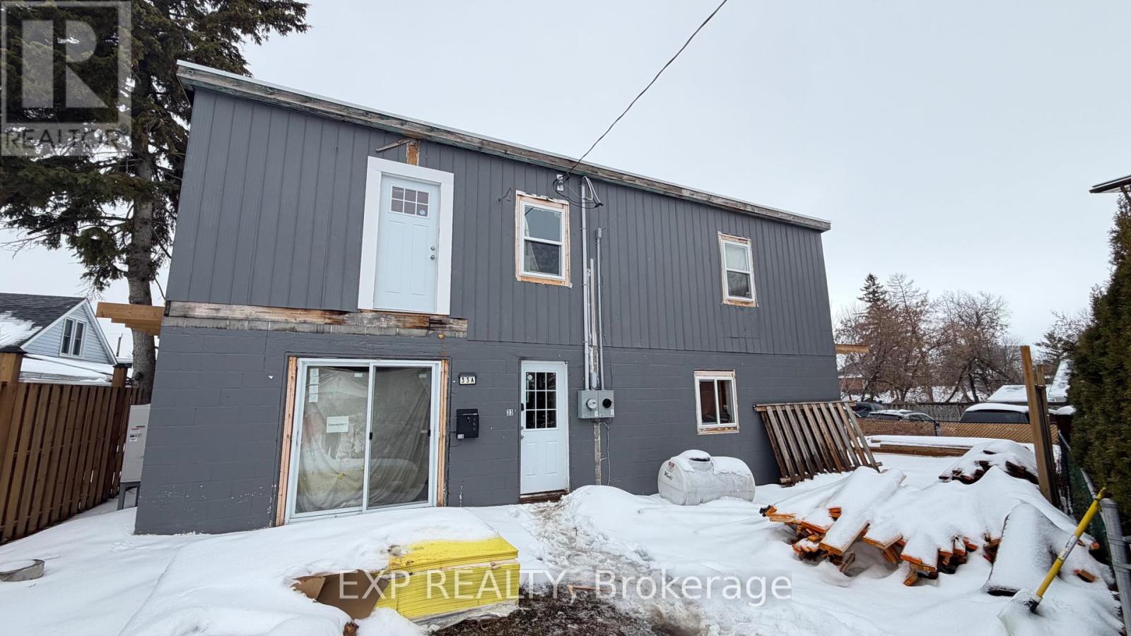 33A MURNEY STREET, Belleville, Ontario