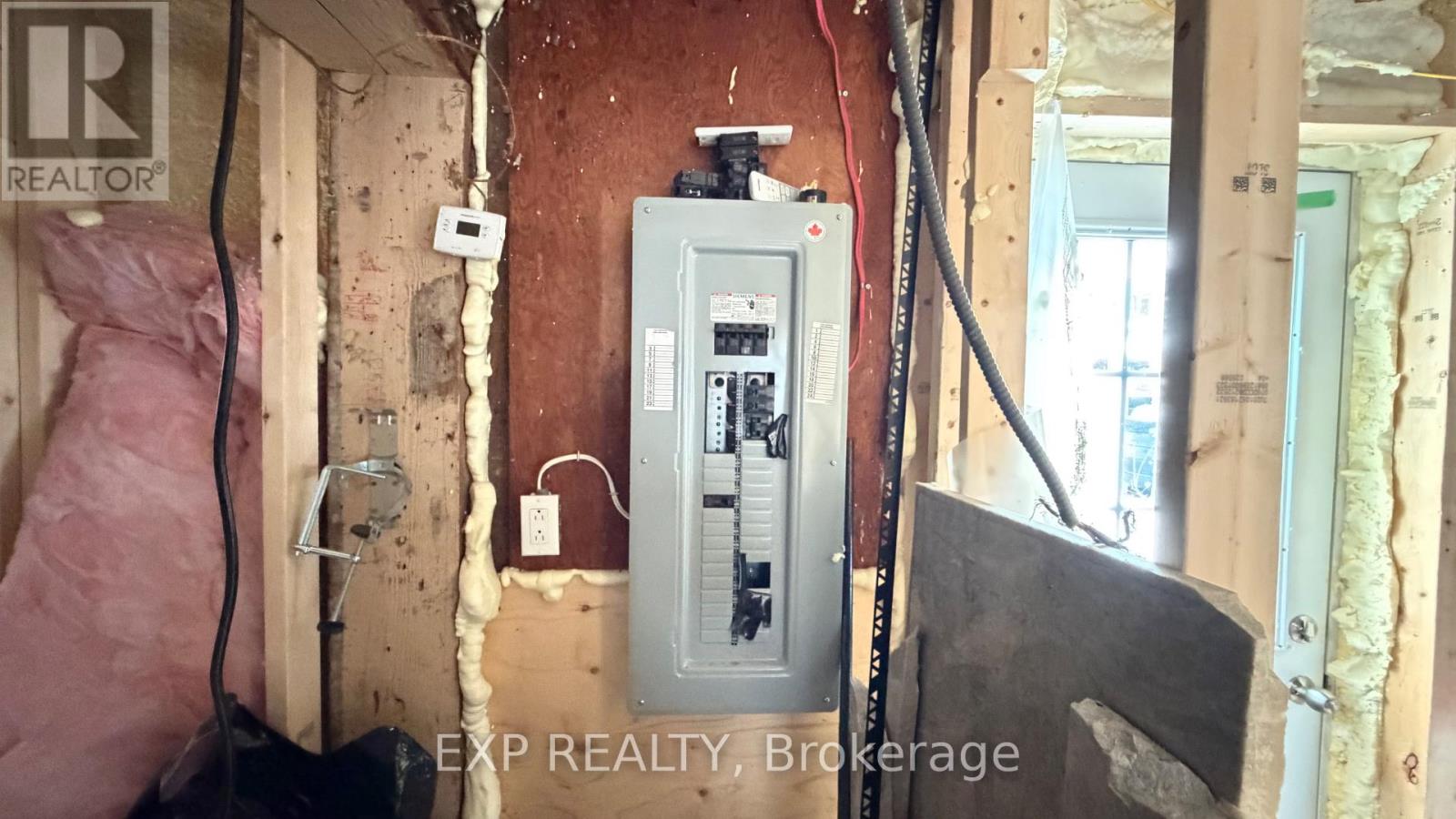 33a Murney Street, Belleville, Ontario  K8P 3N5 - Photo 3 - X12678672