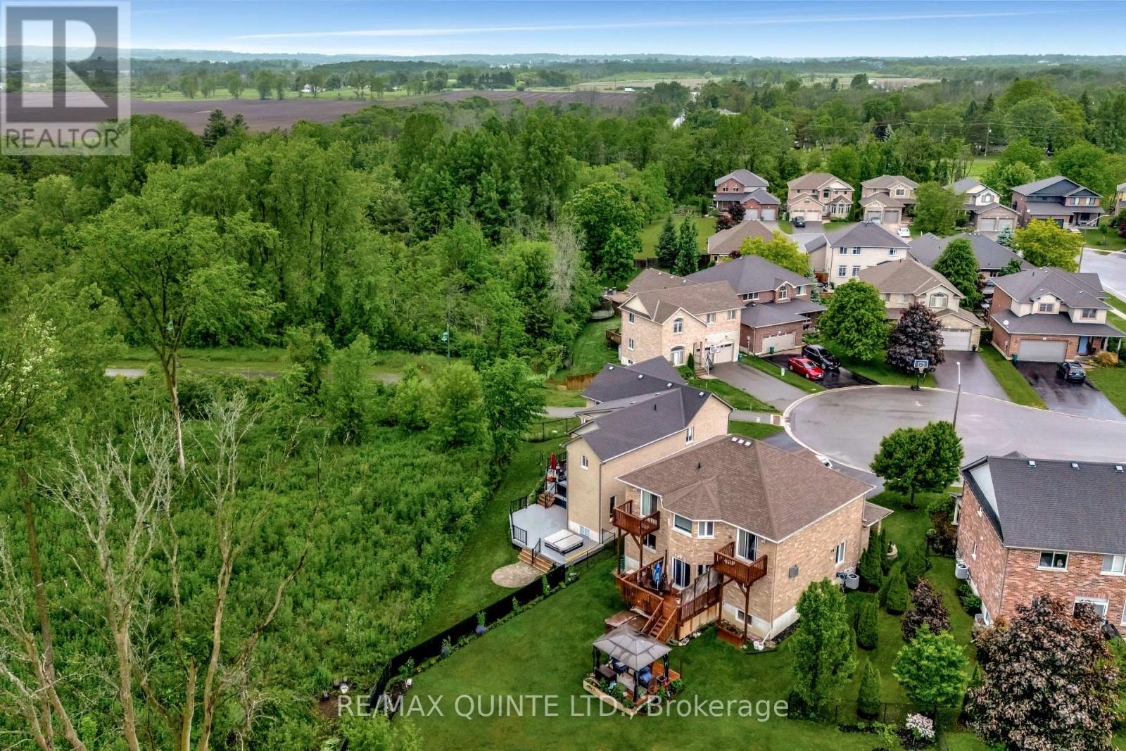 10 Meagher Place, Belleville, Ontario  K8P 0C1 - Photo 37 - X12678688