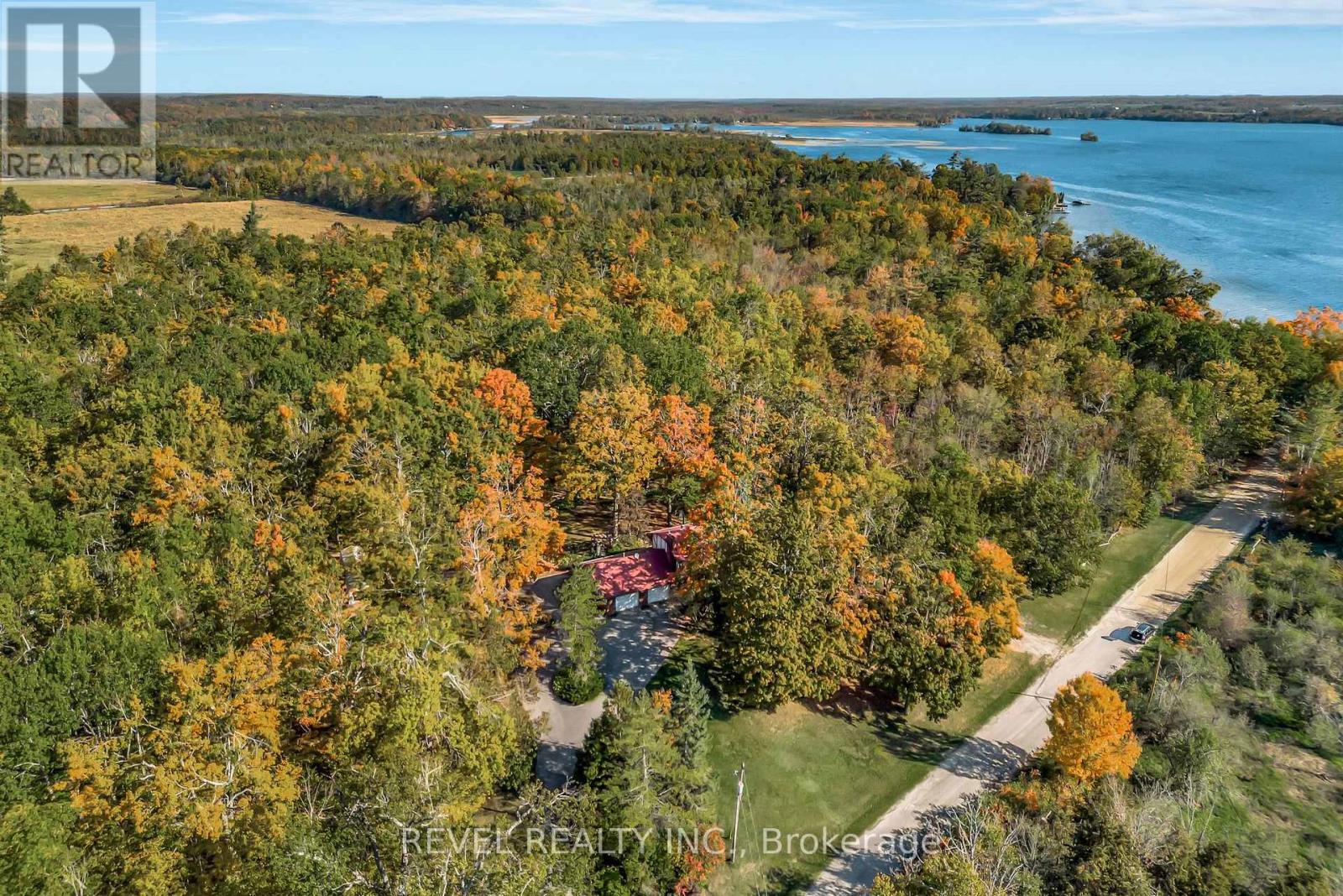 149 Lakebreeze Road, Kawartha Lakes, Ontario  K0M 1N0 - Photo 4 - X12678696