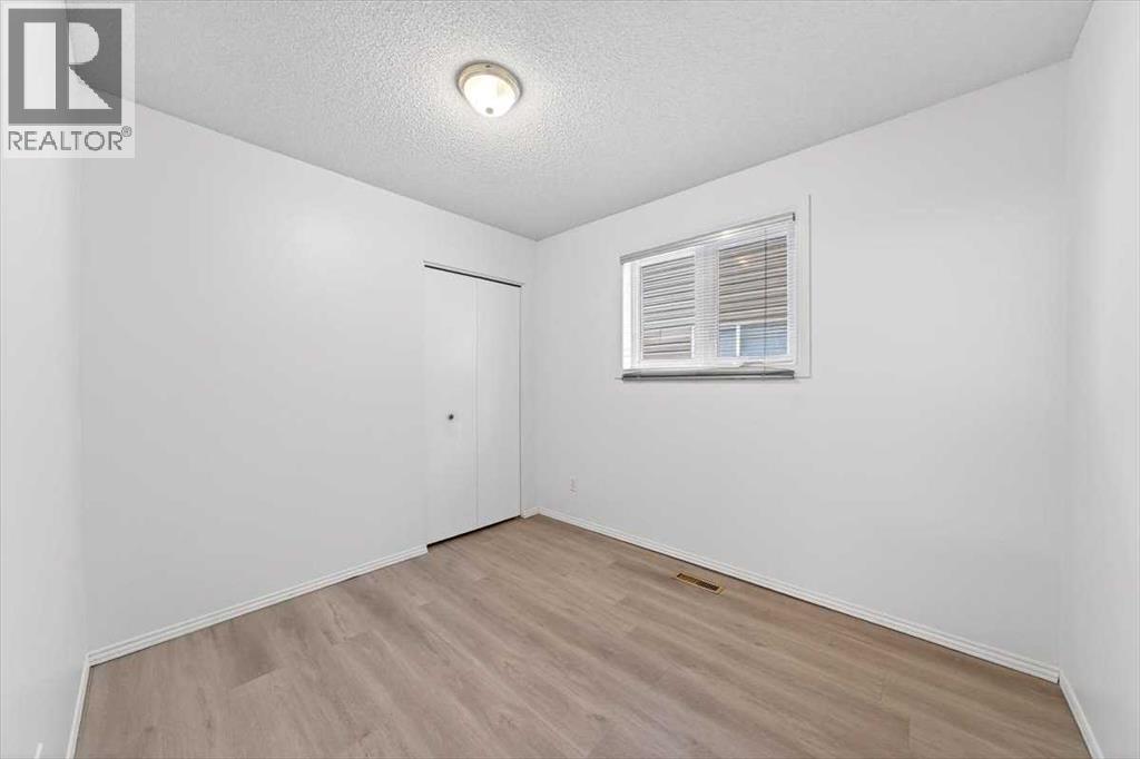 22 Shawinigan Rise Sw, Calgary, Alberta  T2Y 1Z6 - Photo 17 - A2277714