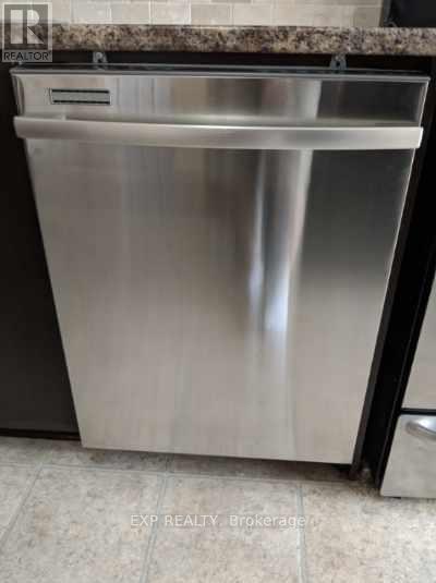 38 - 780 Lakeridge Drive, Ottawa, Ontario  K4A 0N3 - Photo 7 - X12678668