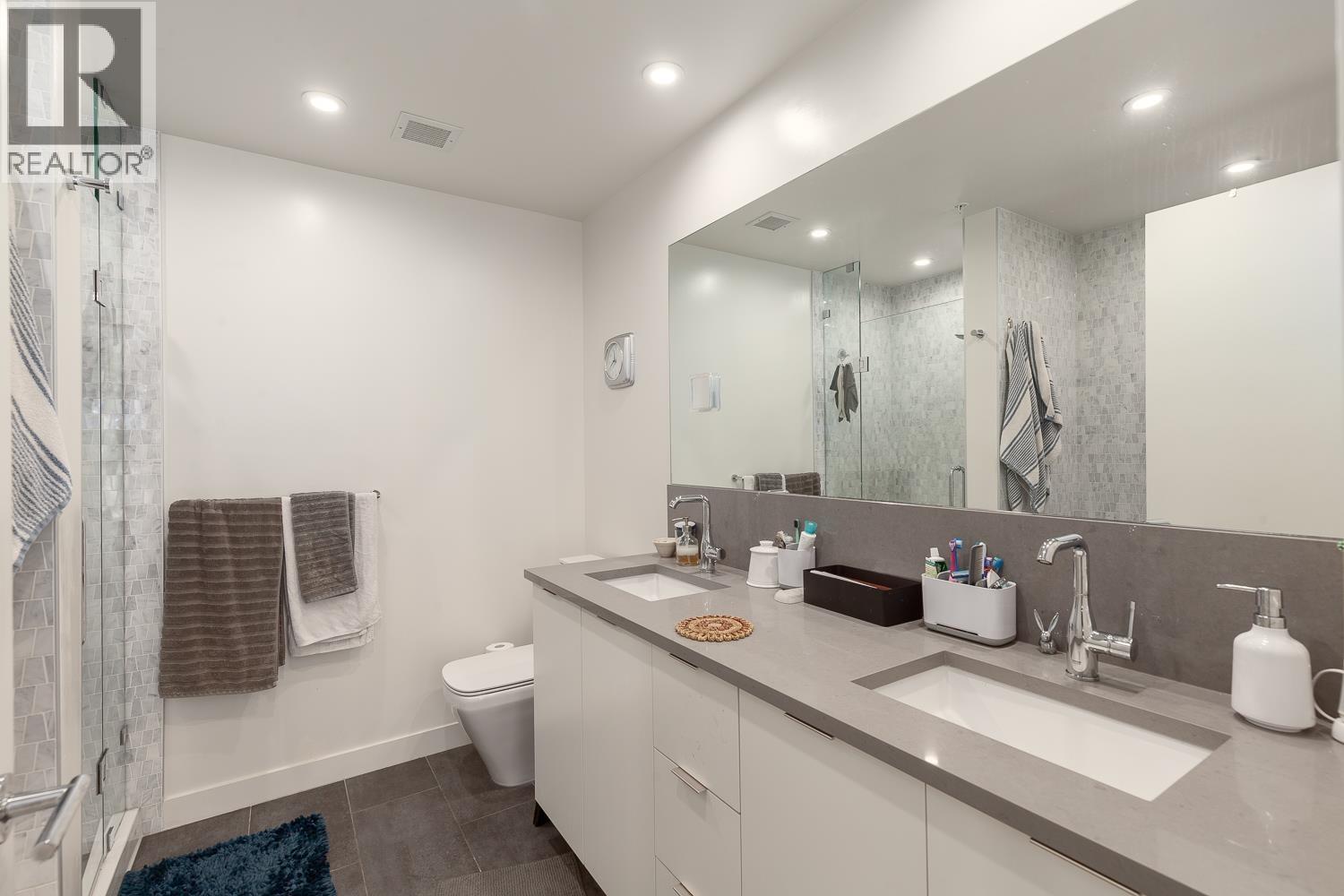 301 108 E 35th Avenue, Vancouver, British Columbia  V5W 1A6 - Photo 16 - R3077607