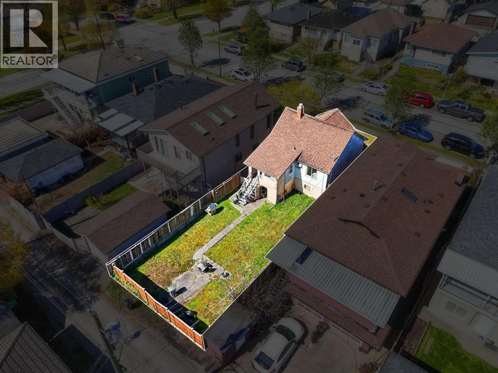 3318 William Street, Vancouver, British Columbia V5K 2Z3 - Photo 5 - R3077604