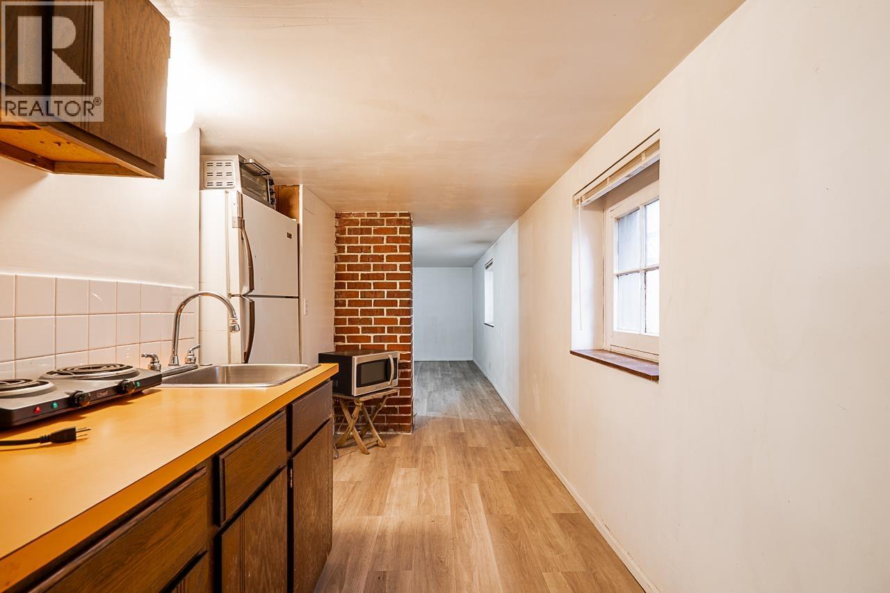 869 W 60th Avenue, Vancouver, British Columbia  V6P 2A2 - Photo 5 - R3077628