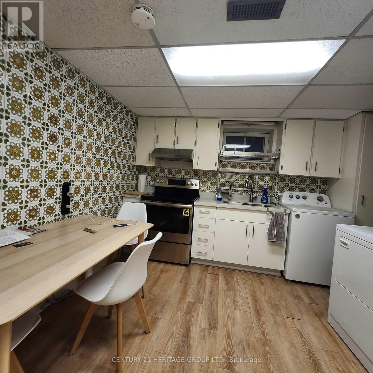 Lower - 223 Old Yonge Street, Toronto, Ontario  M2P 1R5 - Photo 7 - C12678676