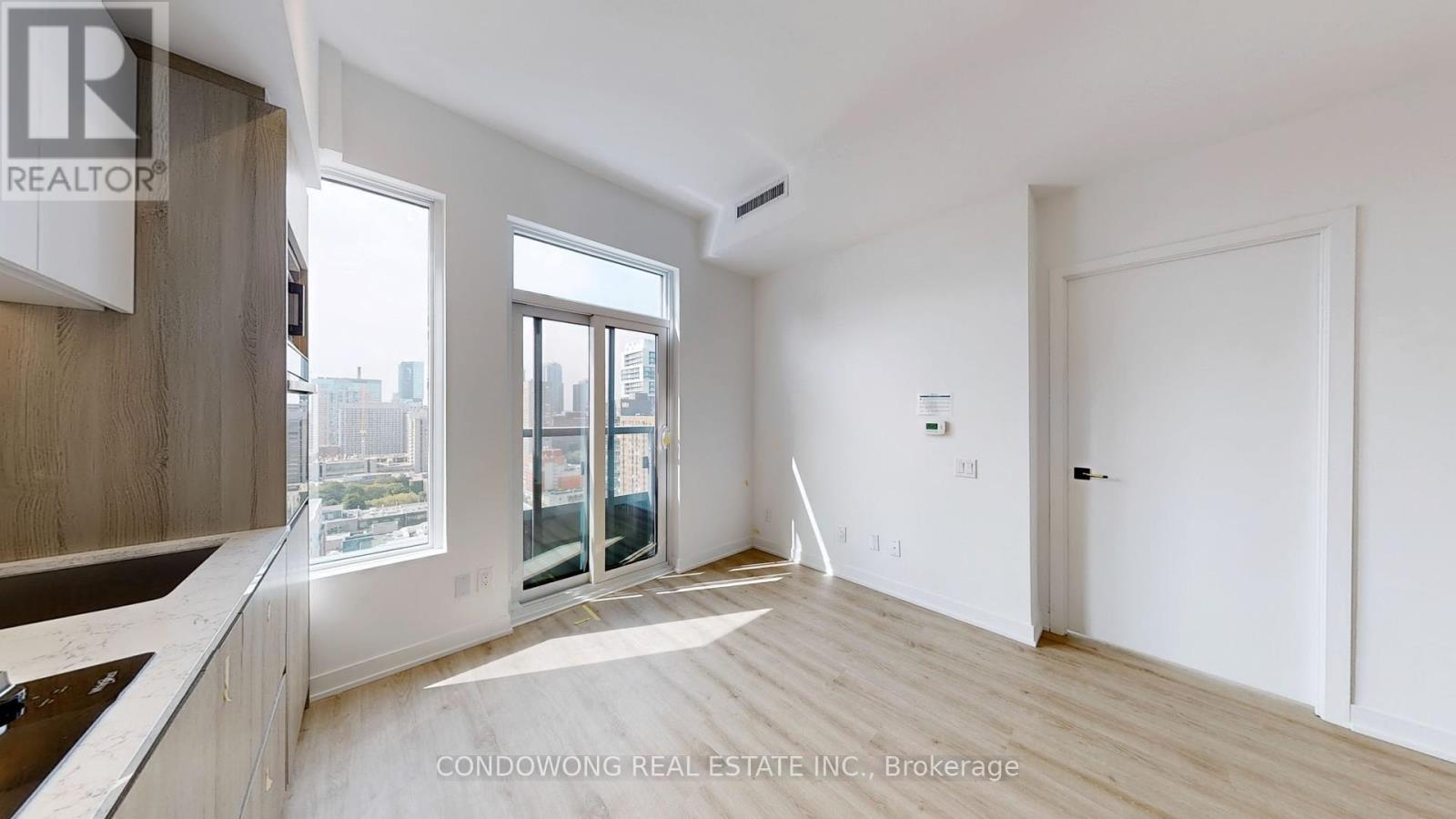 2505 - 319 Jarvis Street, Toronto, Ontario  M5B 0C8 - Photo 8 - C12678680