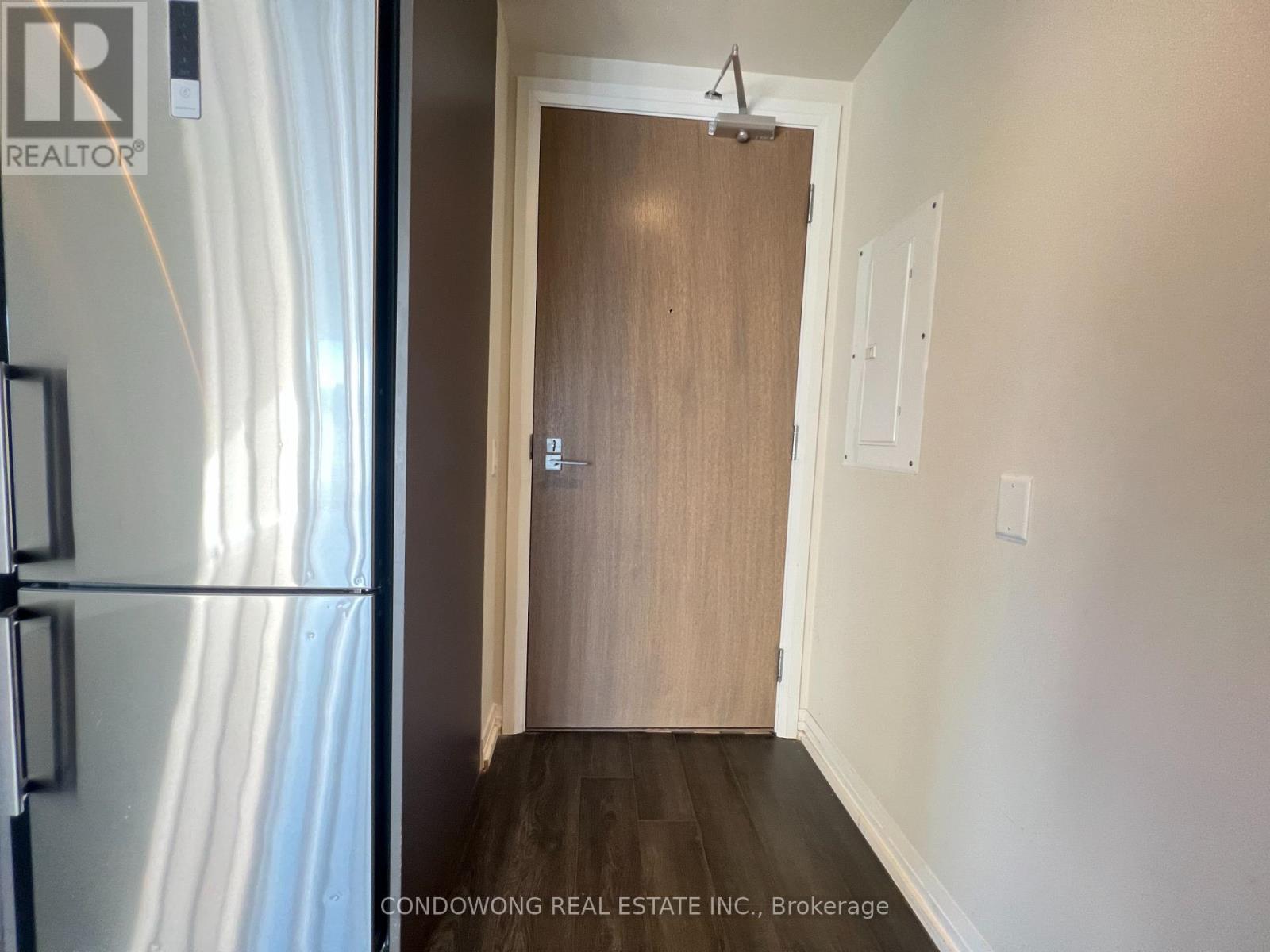 2210 - 251 Jarvis Street, Toronto, Ontario  M5B 0C3 - Photo 2 - C12678682