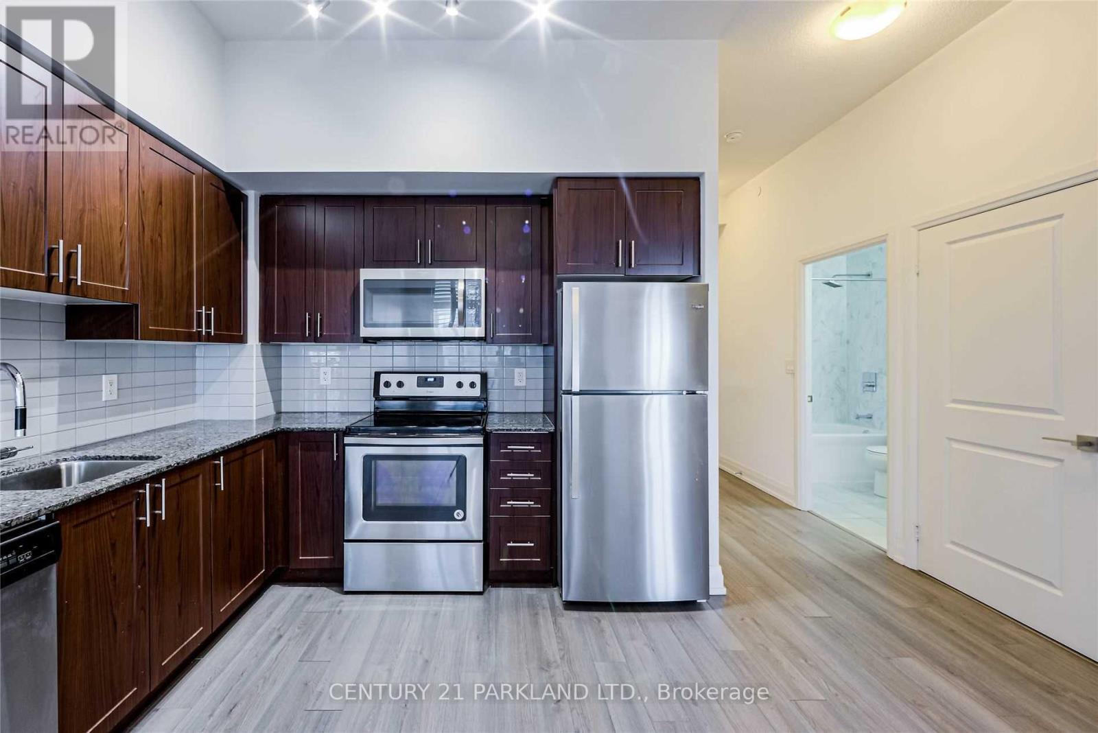 705 - 3600 Highway 7 Road W, Vaughan, Ontario  L4L 0G7 - Photo 6 - N12678656