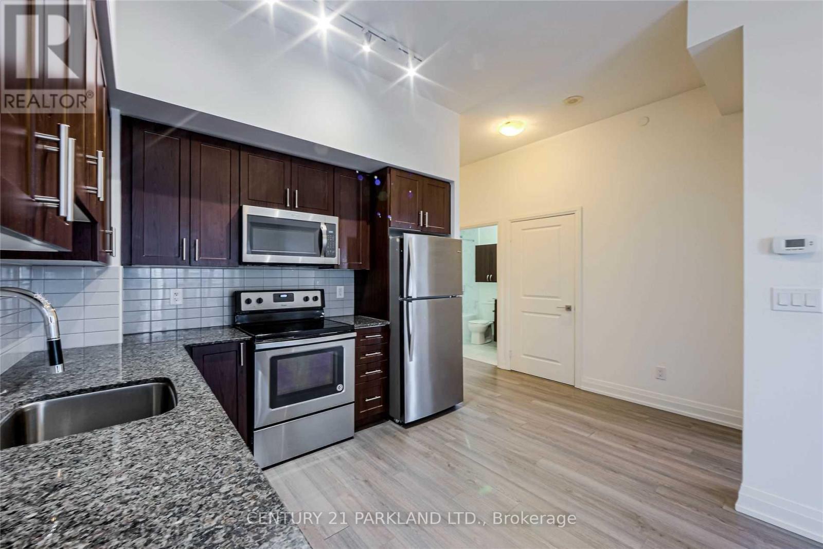 705 - 3600 Highway 7 Road W, Vaughan, Ontario  L4L 0G7 - Photo 7 - N12678656