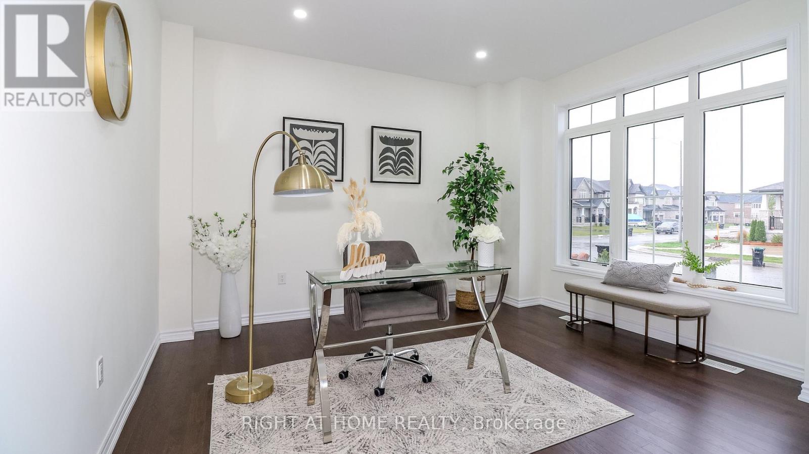 1691 Corsal Court, Innisfil, Ontario  L9S 0P8 - Photo 3 - N12678658