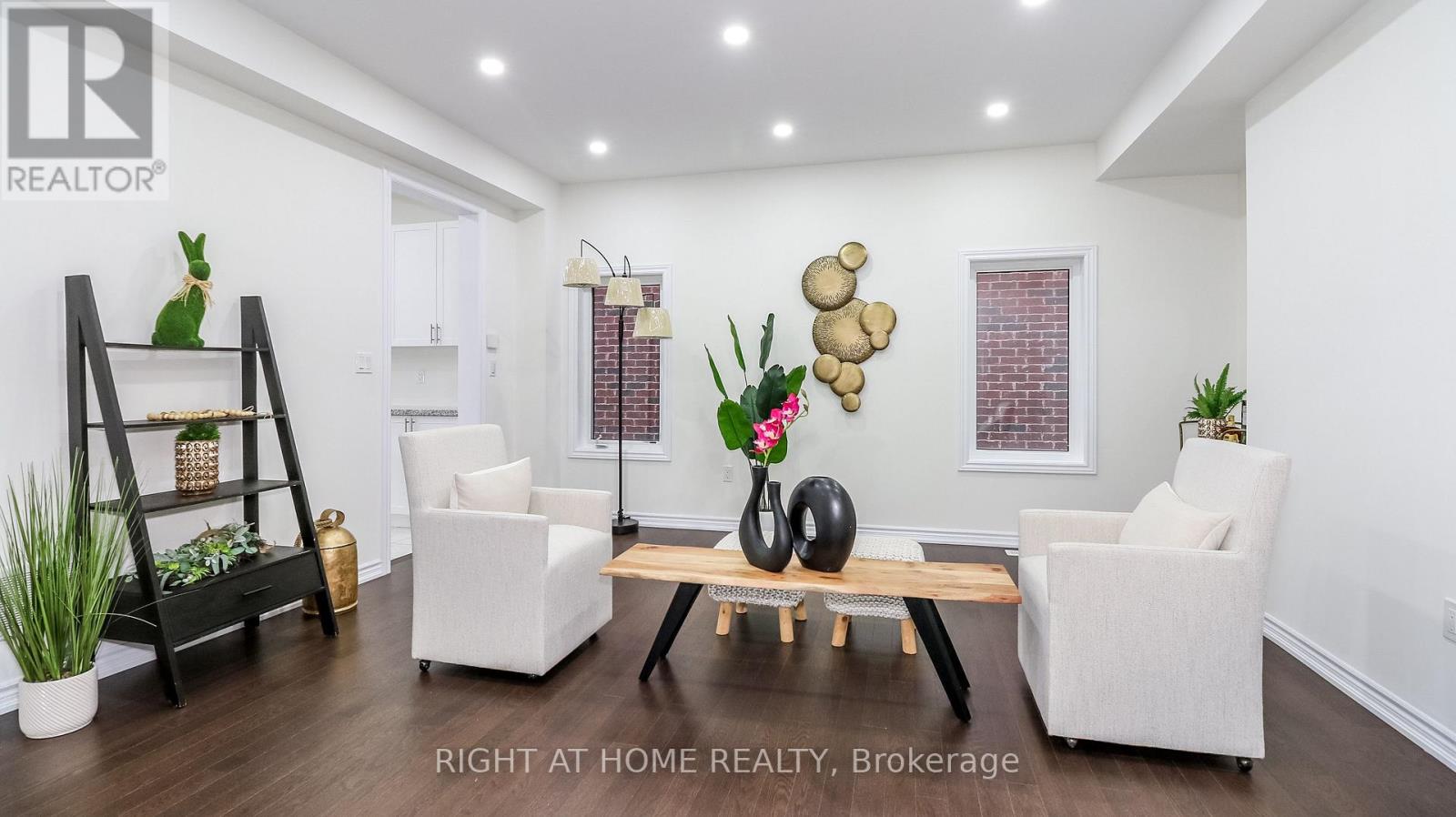 1691 Corsal Court, Innisfil, Ontario  L9S 0P8 - Photo 4 - N12678658