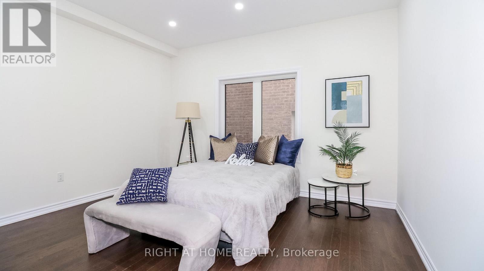 1691 Corsal Court, Innisfil, Ontario  L9S 0P8 - Photo 5 - N12678658