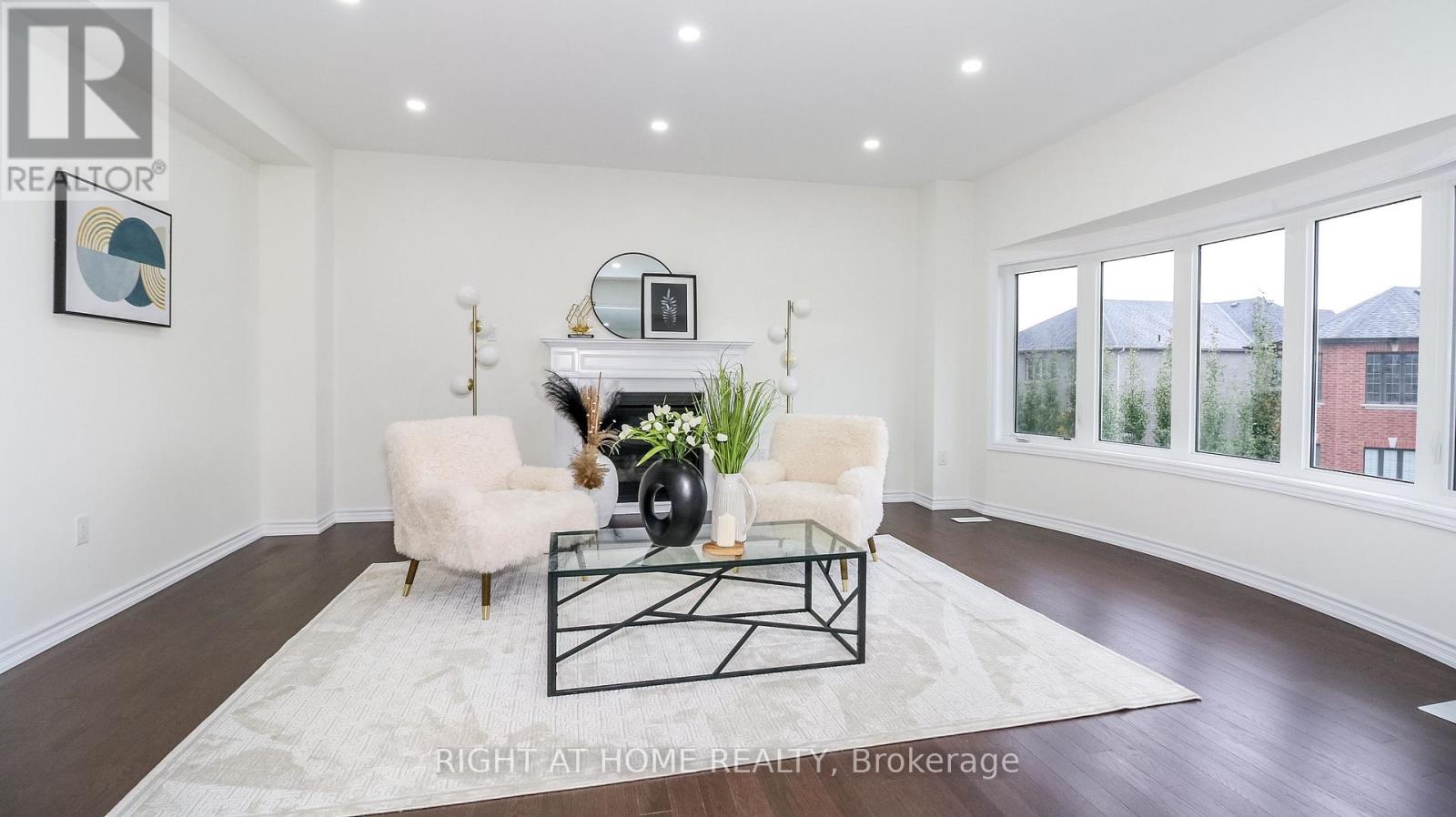 1691 Corsal Court, Innisfil, Ontario  L9S 0P8 - Photo 7 - N12678658