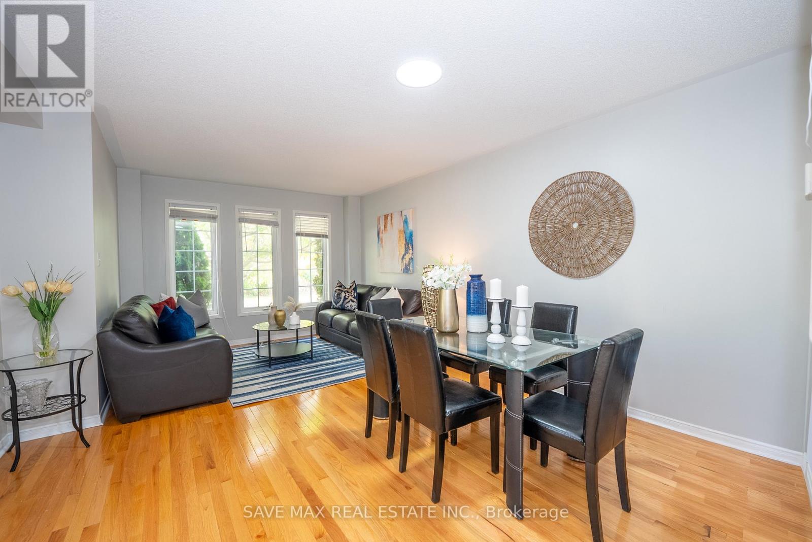 87 Luella Crescent, Brampton, Ontario  L7A 3H5 - Photo 3 - W12658468