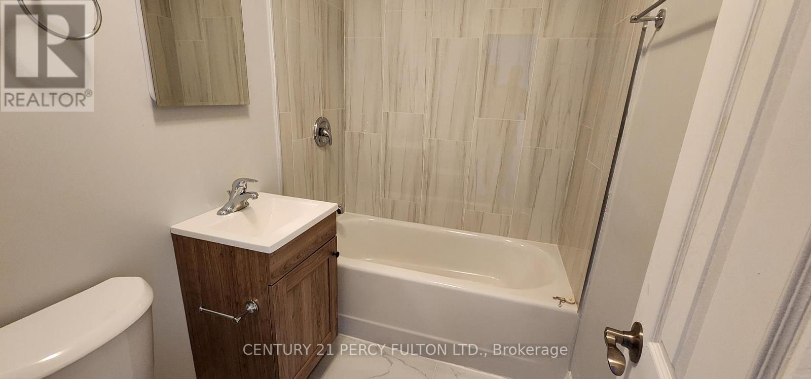 215 - 2275 Weston Road, Toronto, Ontario  M9N 1Y3 - Photo 4 - W12678684