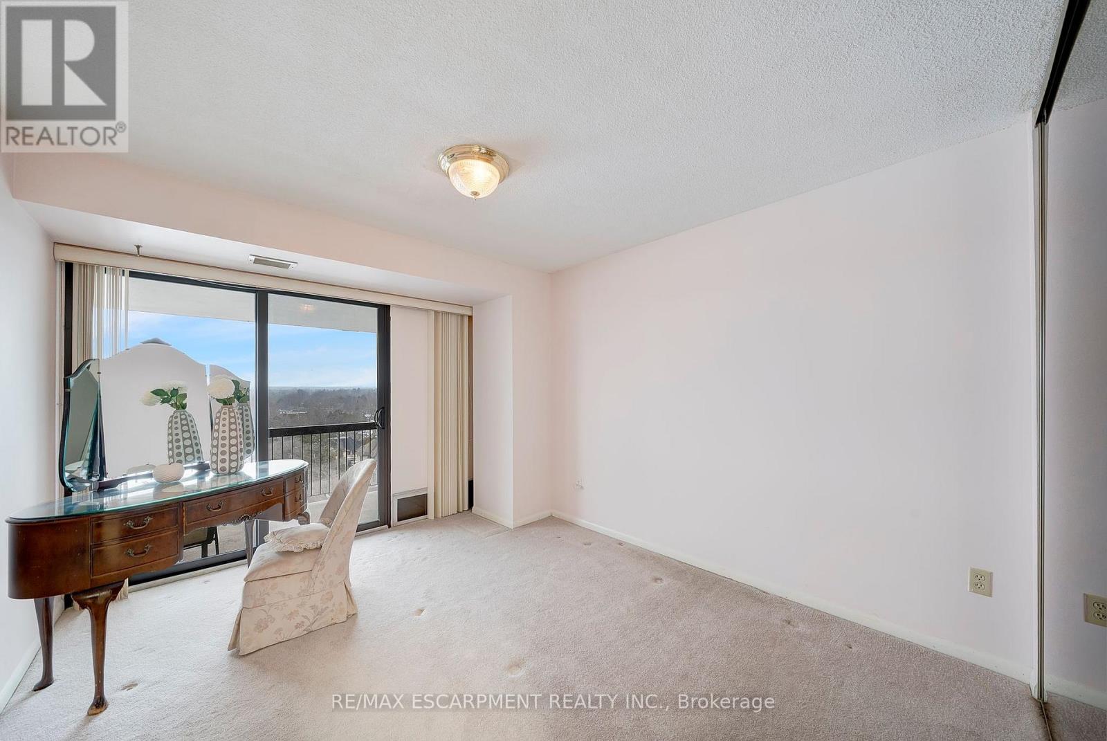 1104 - 2185 Marine Drive, Oakville (Br Bronte), Ontario  L6L 5L6 - Photo 15 - W12678686