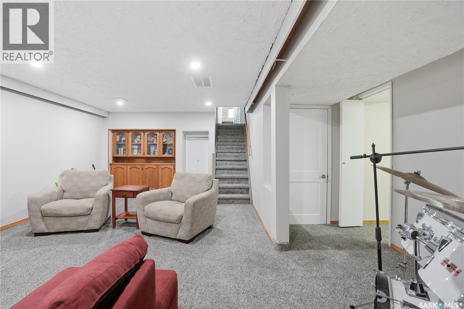 219 Sunset Drive, Regina, Saskatchewan  S4S 2S2 - Photo 39 - SK026224