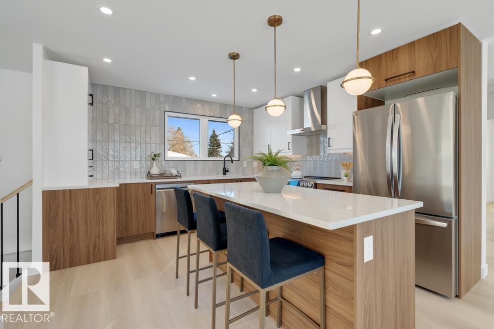 6408 88 Av Nw, Edmonton, Alberta  T6B 0M2 - Photo 1 - E4469471