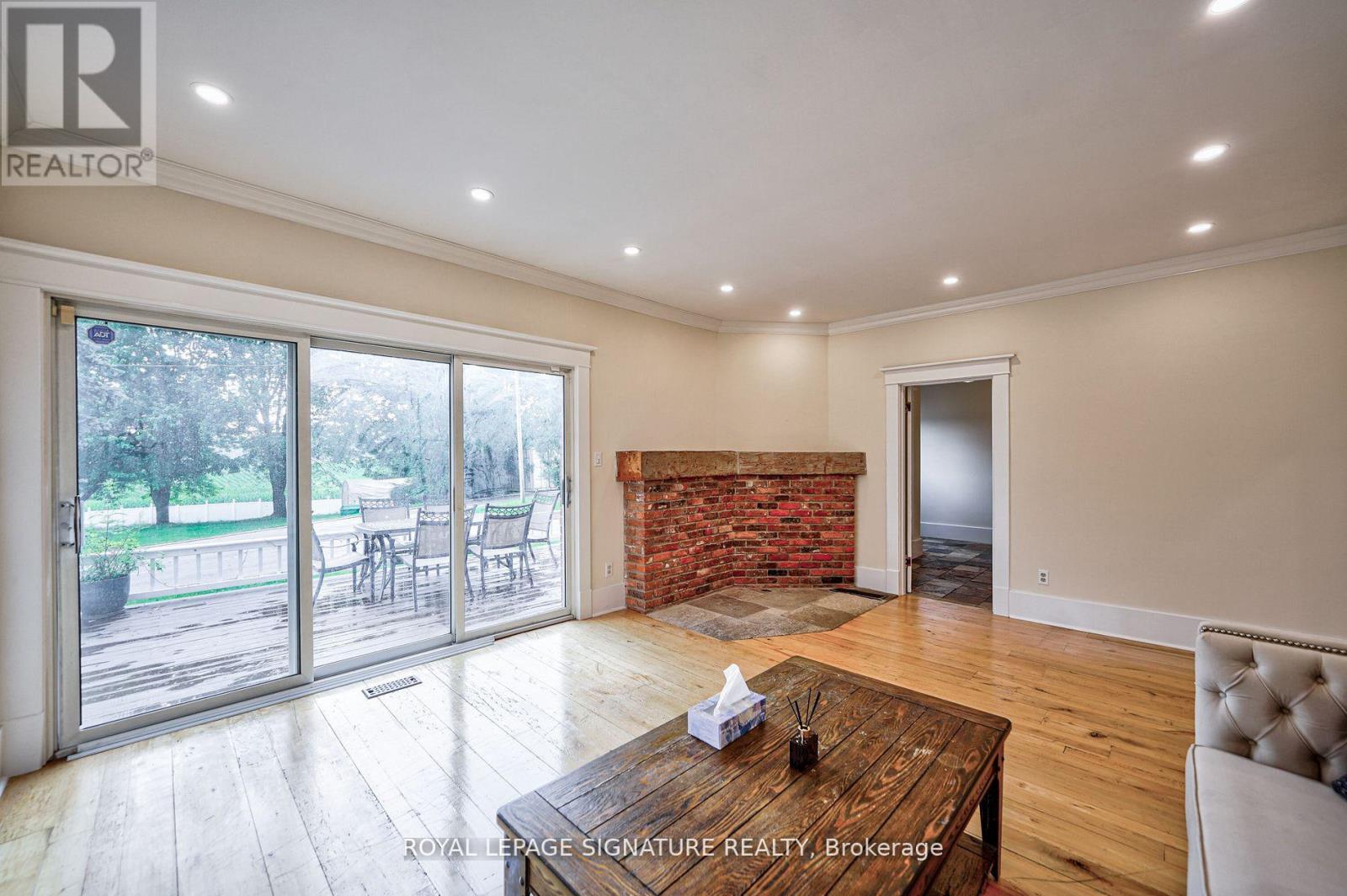 424 8th Concession Road, Hamilton, Ontario  L0P 1B0 - Photo 13 - X12678654