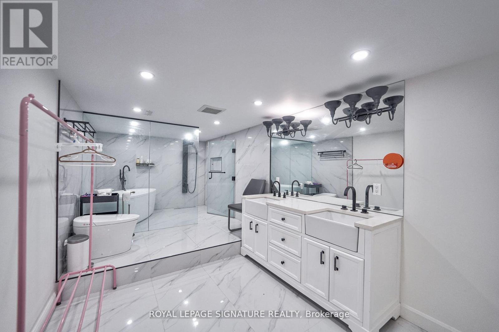 424 8th Concession Road, Hamilton, Ontario  L0P 1B0 - Photo 34 - X12678654