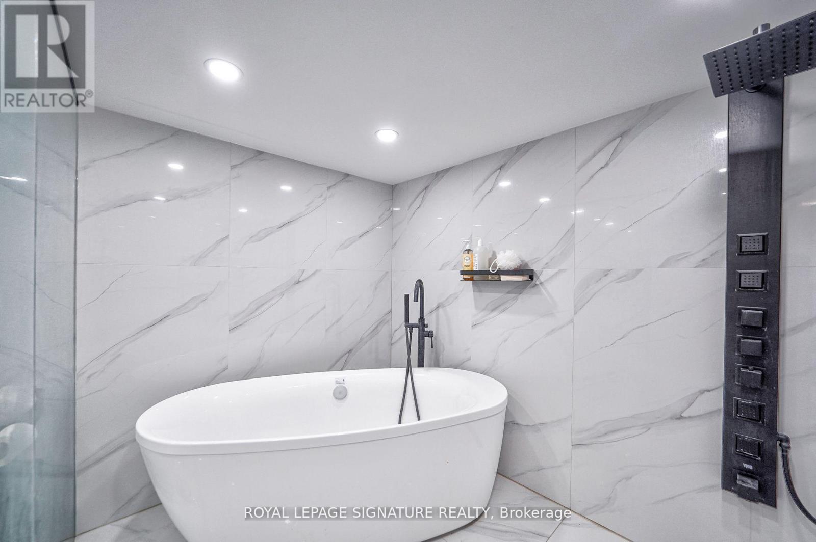 424 8th Concession Road, Hamilton, Ontario  L0P 1B0 - Photo 35 - X12678654