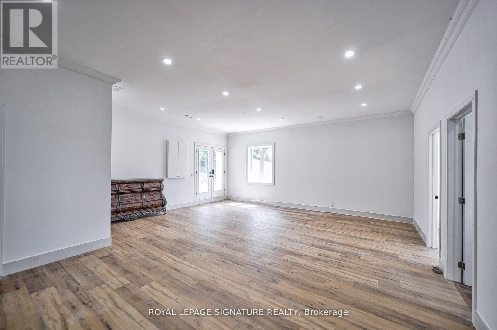 424 8th Concession Road, Hamilton, Ontario  L0P 1B0 - Photo 38 - X12678654