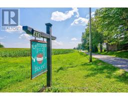 424 8TH CONCESSION ROAD, Hamilton, Ontario