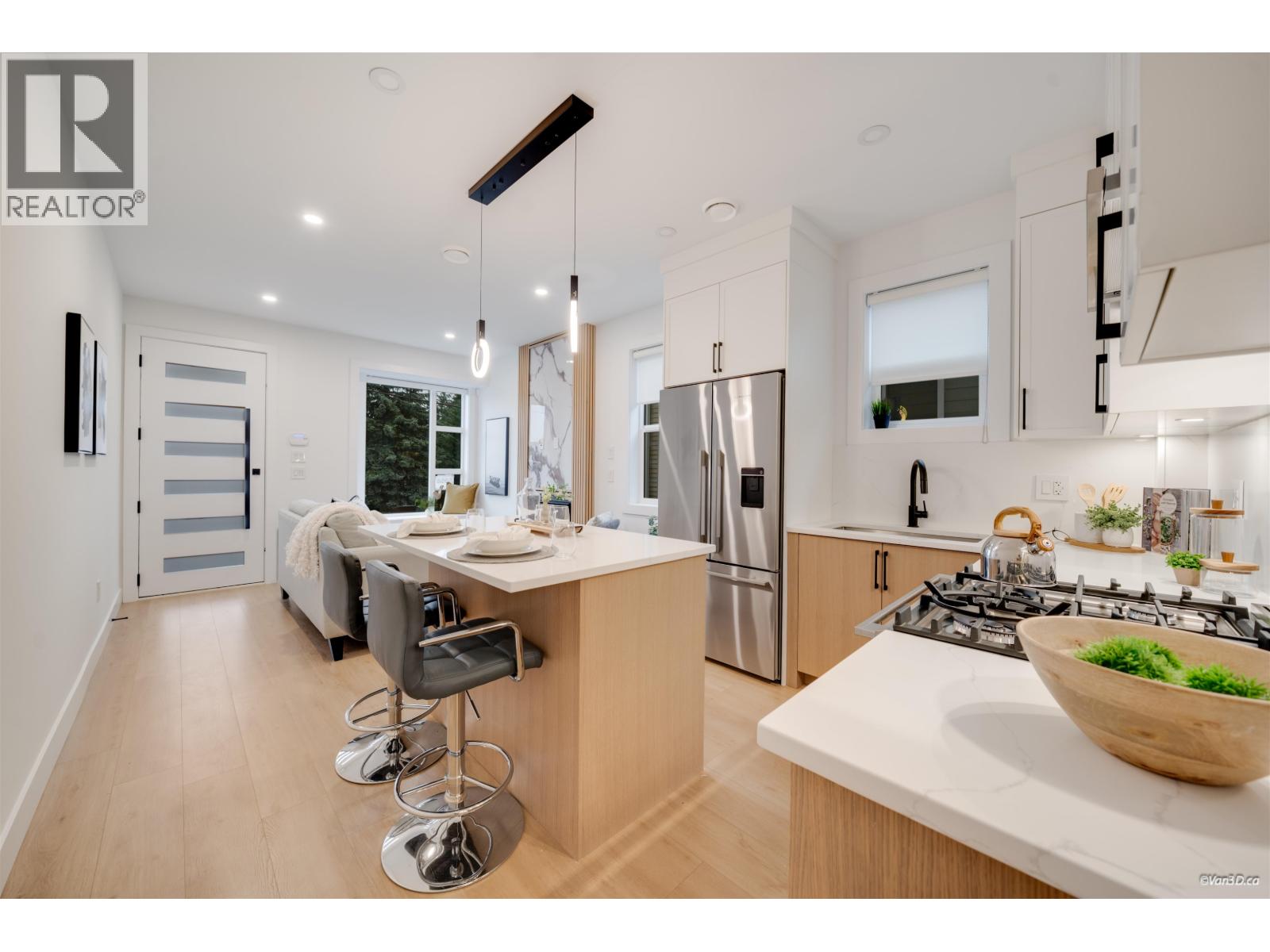 5958 Hardwick Street, Burnaby, British Columbia V5G 1R6 - Photo 4 - R3076735