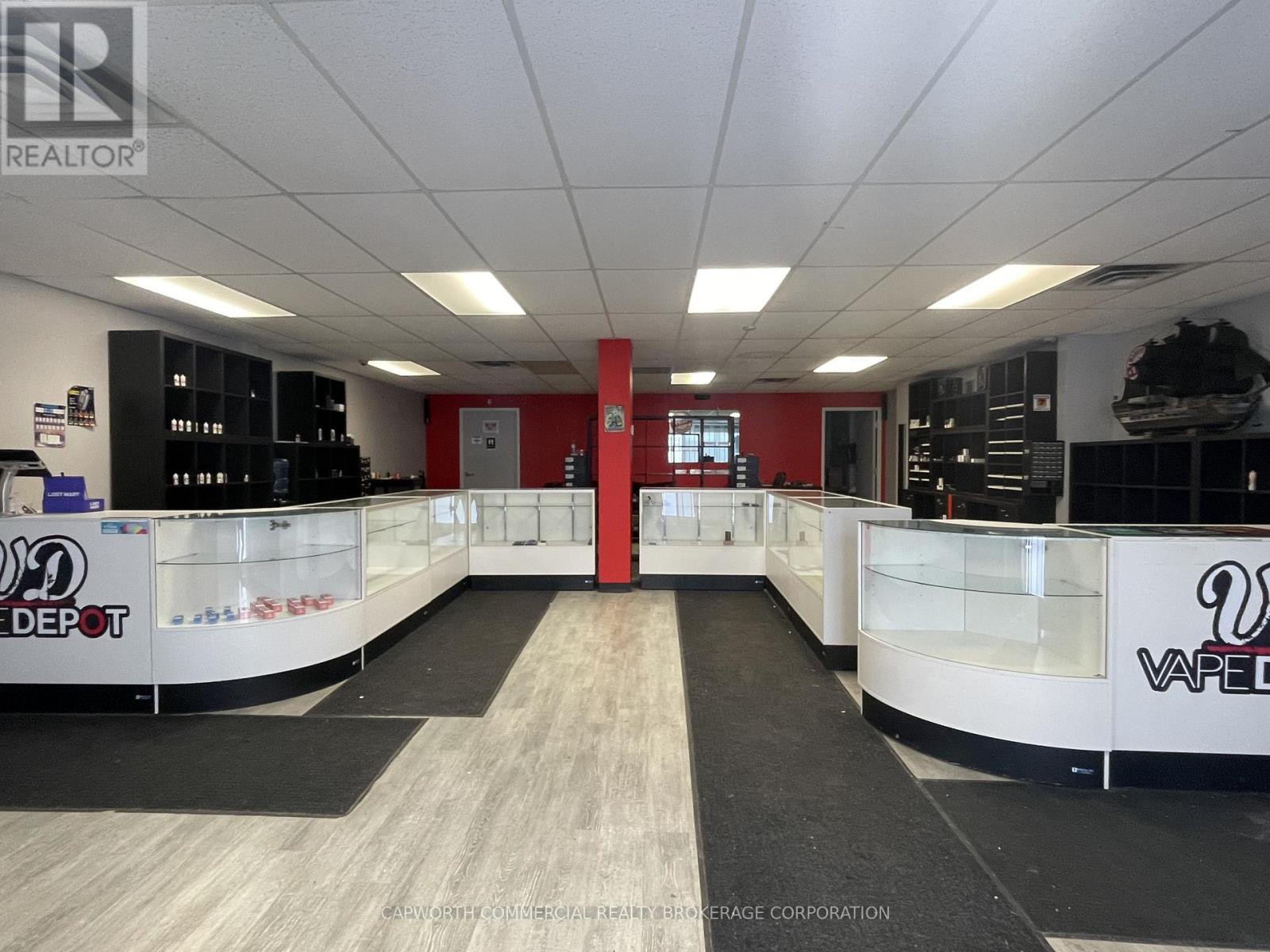 109 - 722 Pitt Street, Cornwall, Ontario  K6J 3R9 - Photo 3 - X12678732