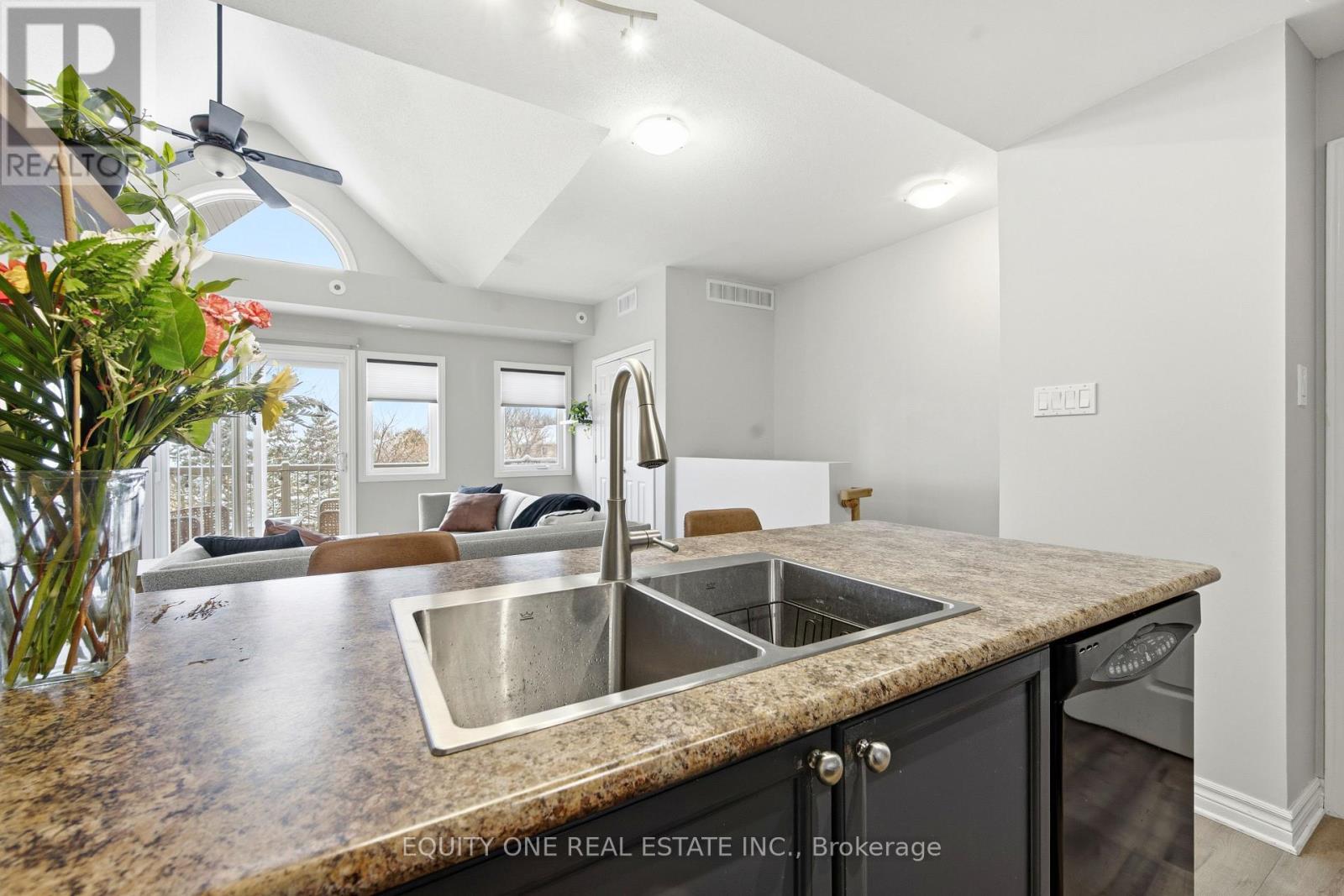 10 - 175 Waterbridge Drive, Ottawa, Ontario  K2G 7G3 - Photo 10 - X12678774