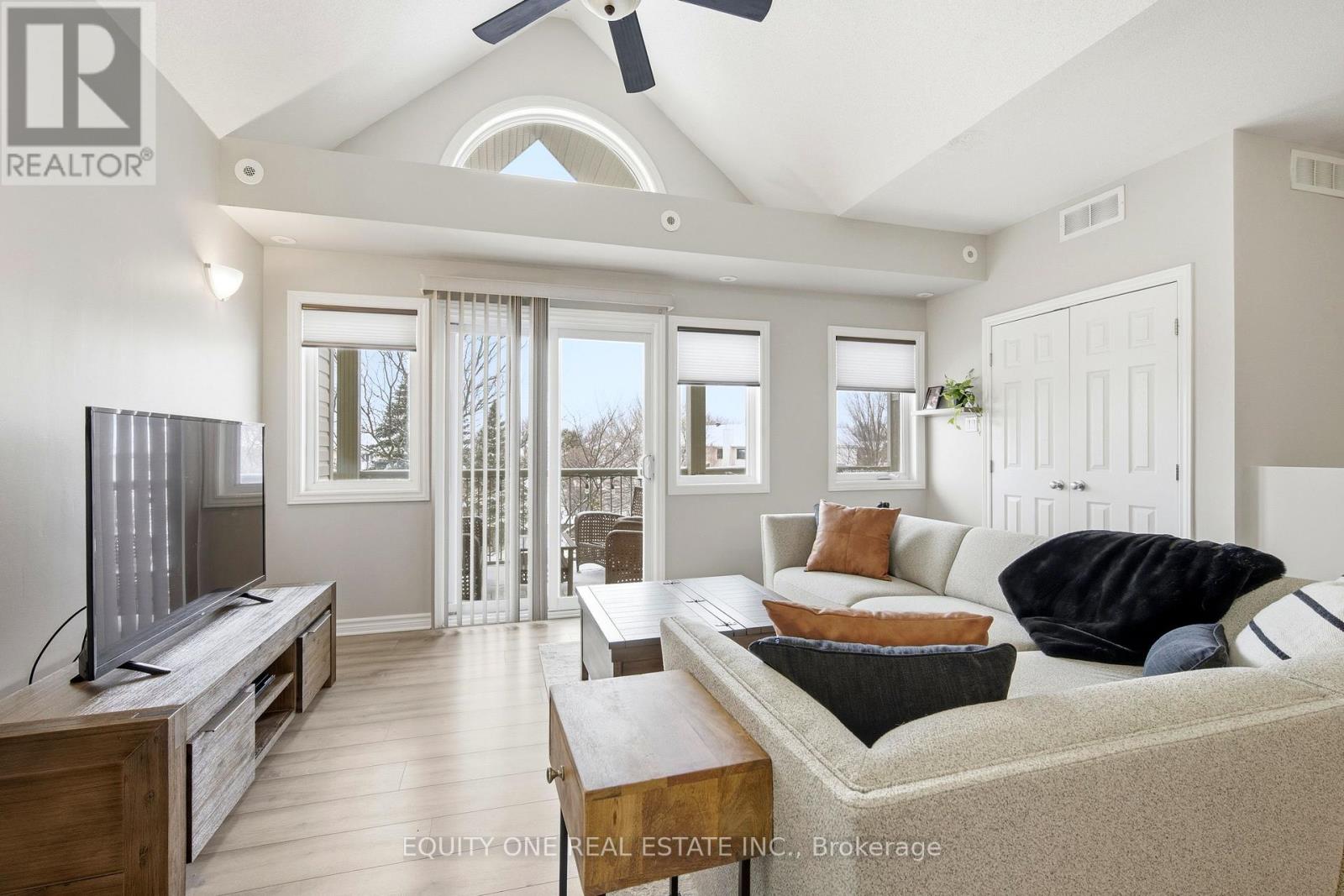 10 - 175 Waterbridge Drive, Ottawa, Ontario  K2G 7G3 - Photo 4 - X12678774