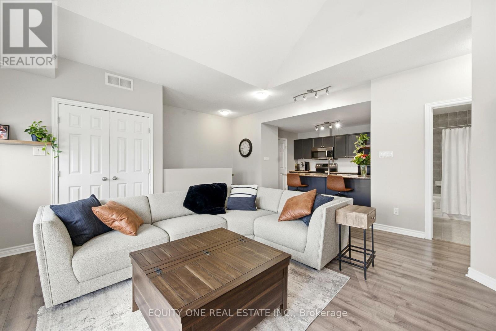 10 - 175 Waterbridge Drive, Ottawa, Ontario  K2G 7G3 - Photo 8 - X12678774