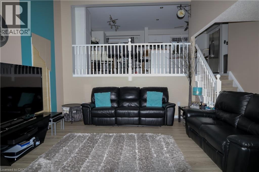 15 Gees Way, Cambridge, Ontario  N3C 4M5 - Photo 2 - 40796435