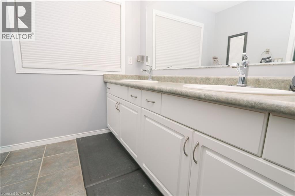 15 Gees Way, Cambridge, Ontario  N3C 4M5 - Photo 14 - 40796435