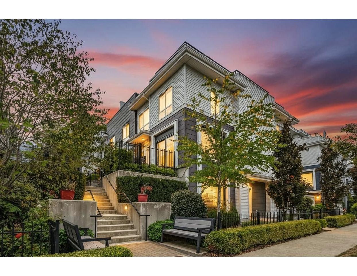 30 16337 23a Avenue, Surrey, British Columbia V3Z 0S3 - Photo 2 - R3077641