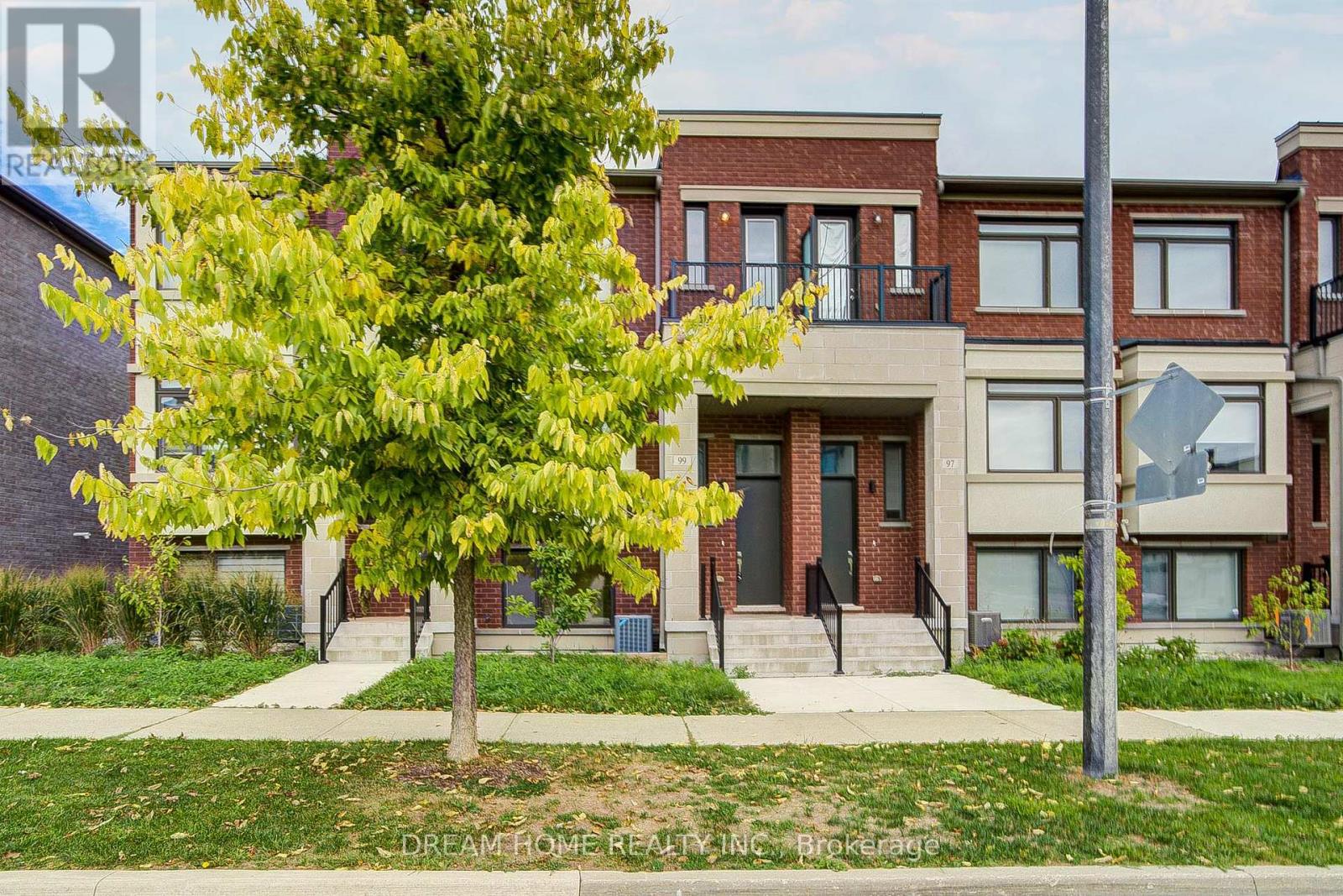 99 CRIMSON FOREST DRIVE, Vaughan, Ontario