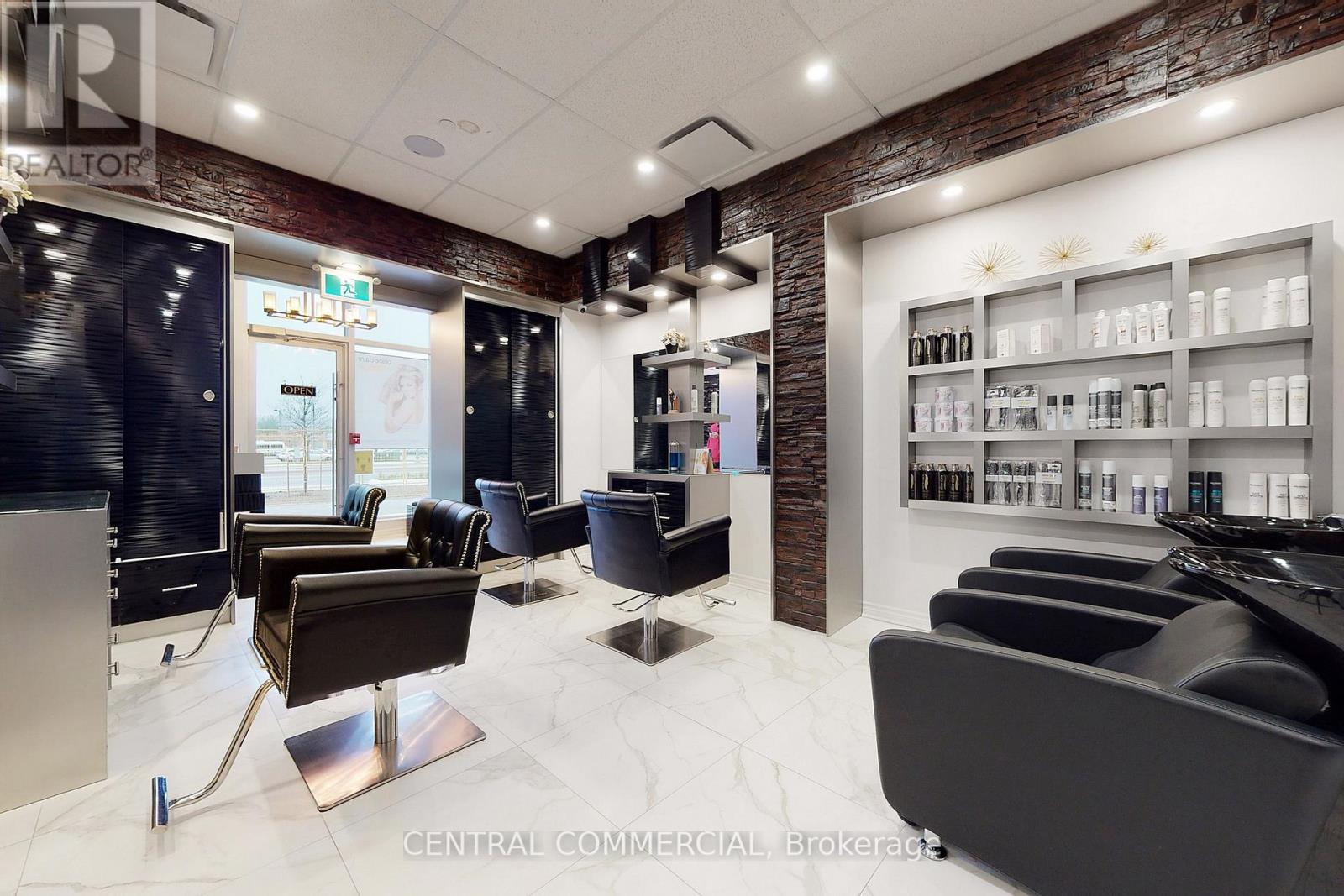 A8 - 9610 Yonge Street, Richmond Hill, Ontario  L4C 1V6 - Photo 19 - N12678786