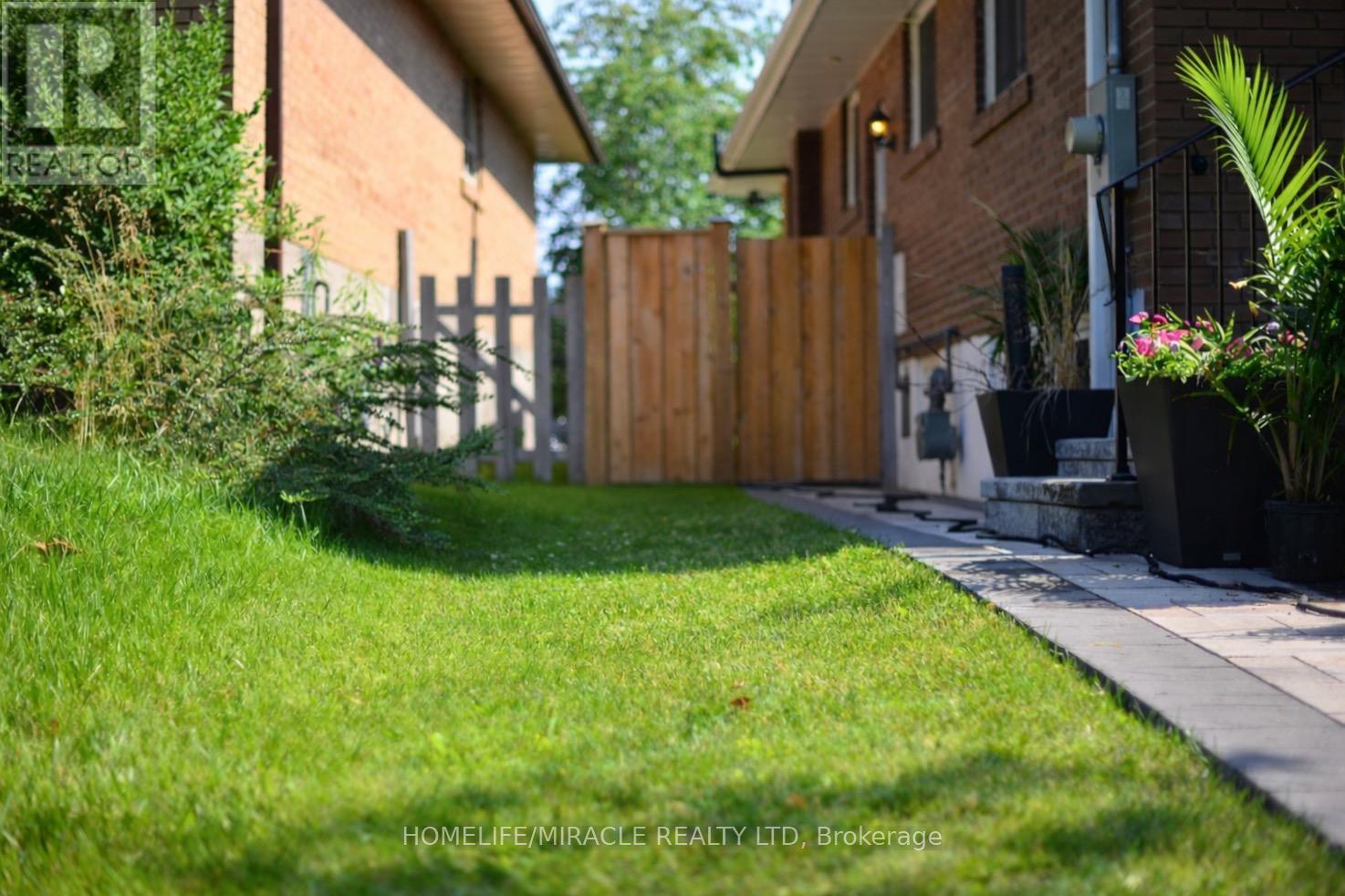 Main - 222 Cass Avenue, Toronto, Ontario  M1T 2C4 - Photo 3 - E12670188