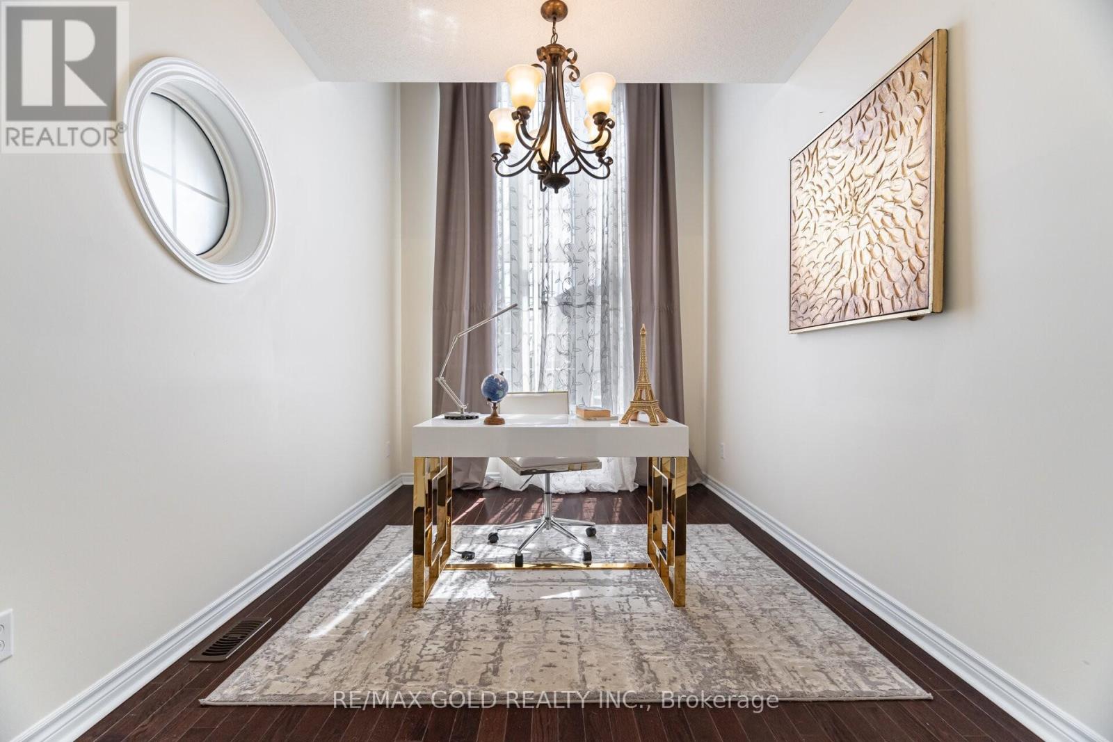 15 Oakhaven Road, Brampton, Ontario  L6P 2Y3 - Photo 13 - W12678706