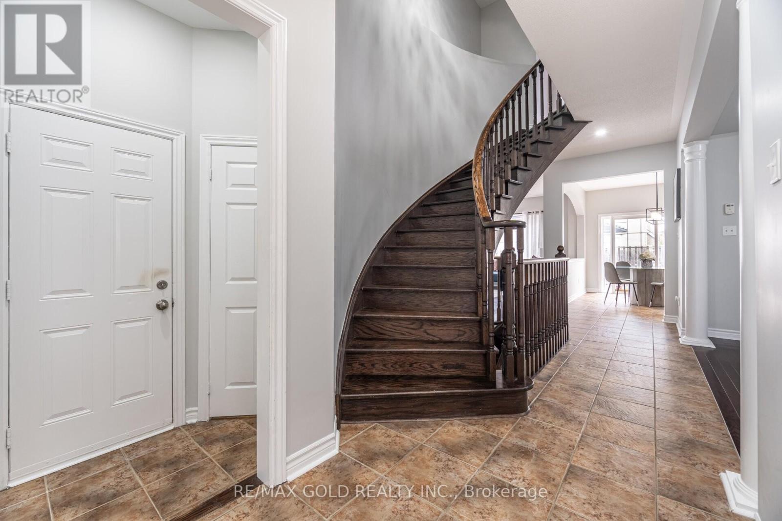 15 Oakhaven Road, Brampton, Ontario  L6P 2Y3 - Photo 16 - W12678706