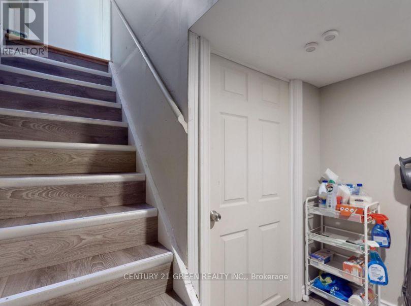 138 - 3175 Kirwin Avenue, Mississauga, Ontario  L5A 3M4 - Photo 2 - W12678742