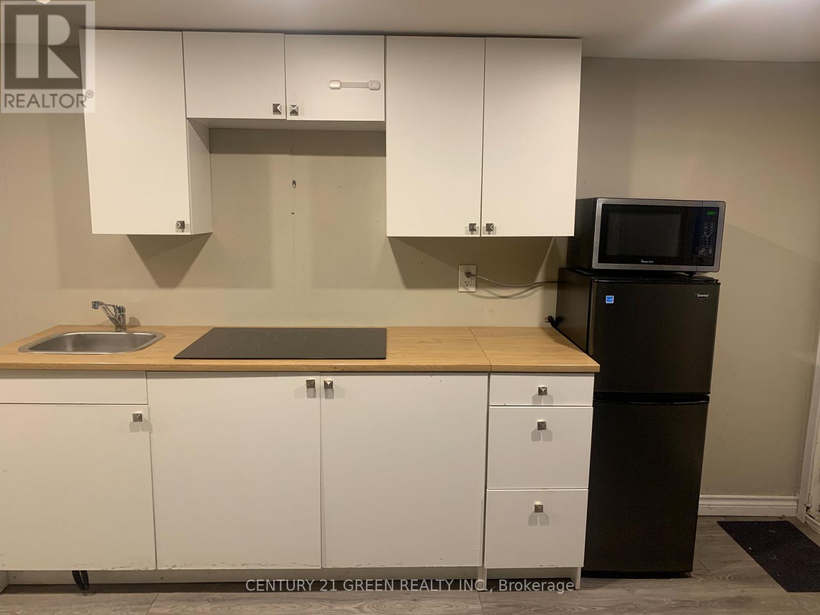 138 - 3175 Kirwin Avenue, Mississauga, Ontario  L5A 3M4 - Photo 5 - W12678742