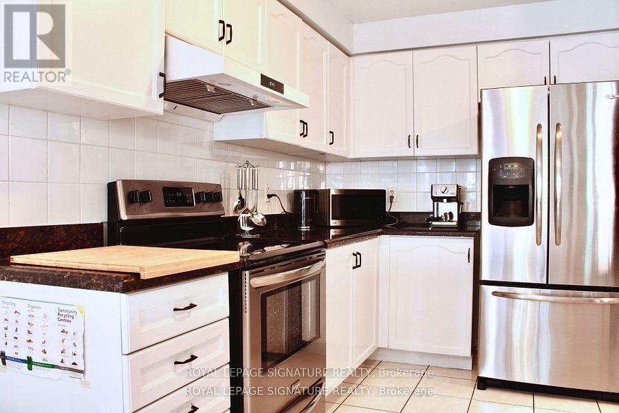 40 - 1591 South Parade Court, Mississauga, Ontario  L5M 6G1 - Photo 3 - W12678744