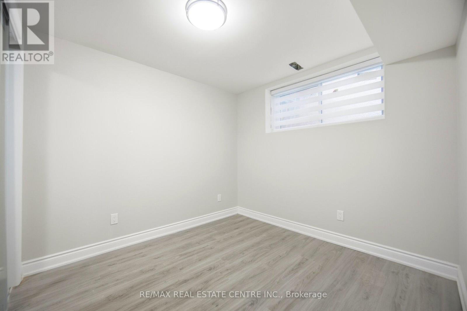 Basement Only - 830 Embassy Avenue, Mississauga, Ontario  L5J 2Y2 - Photo 12 - W12678782