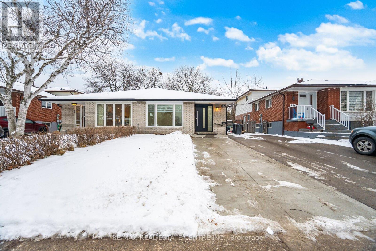 Basement Only - 830 Embassy Avenue, Mississauga, Ontario  L5J 2Y2 - Photo 3 - W12678782